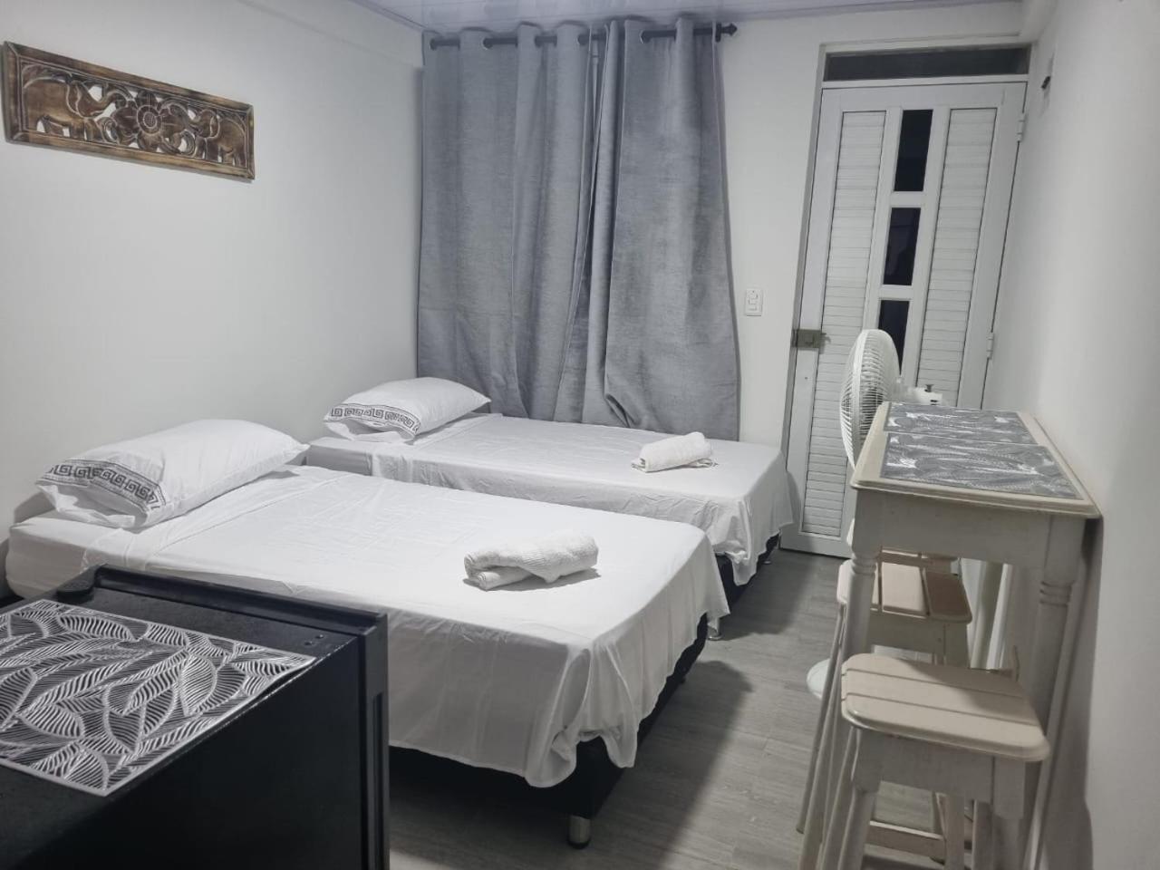 Posada Miss Anibel Central Town San Andres  Ngoại thất bức ảnh